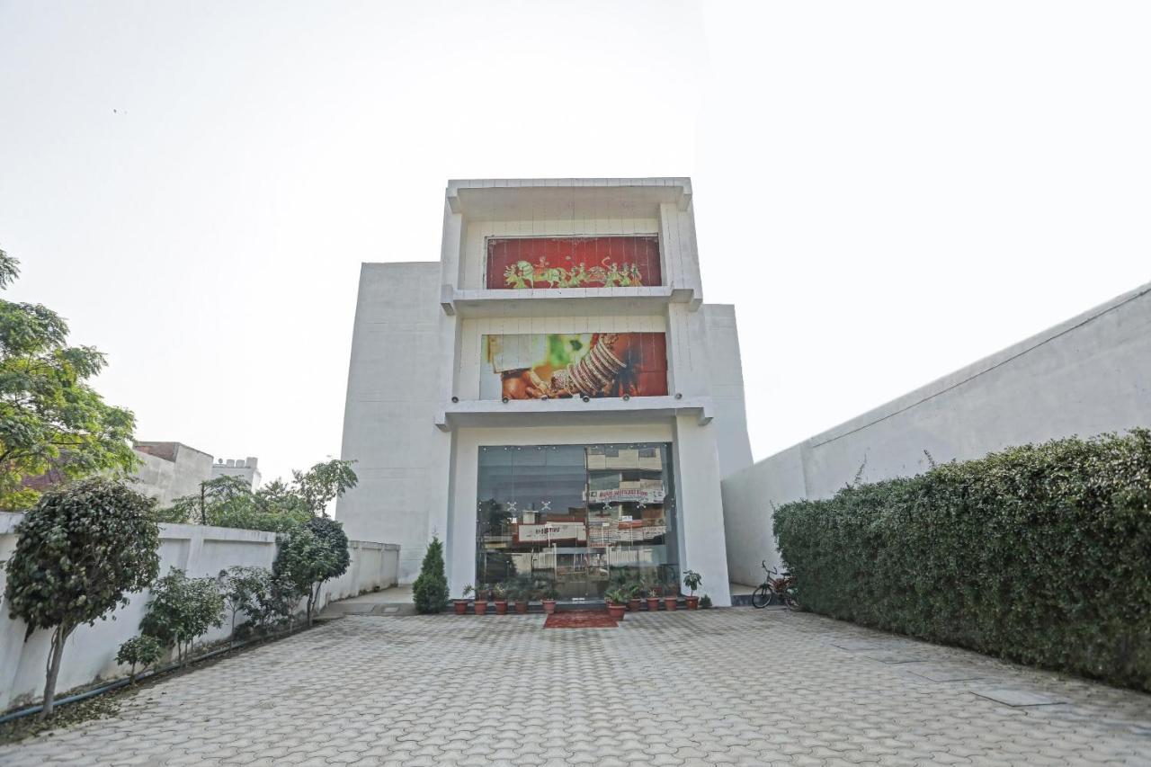 Oyo Flagship 80971 The Lime Tree Bareilly Eksteriør bilde