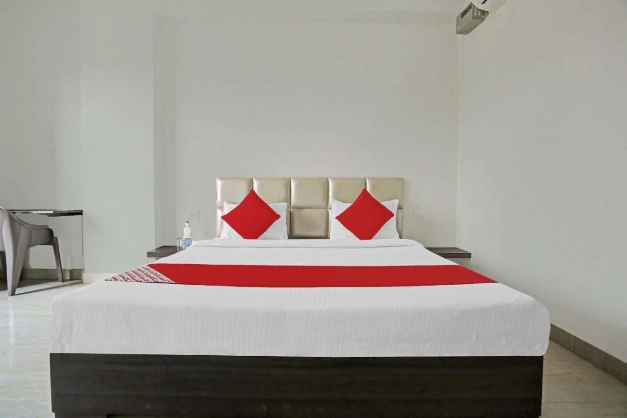 Oyo Flagship 80971 The Lime Tree Bareilly Eksteriør bilde