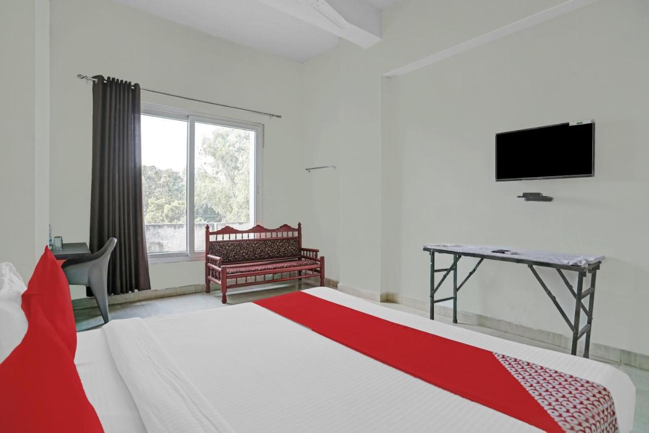 Oyo Flagship 80971 The Lime Tree Bareilly Eksteriør bilde